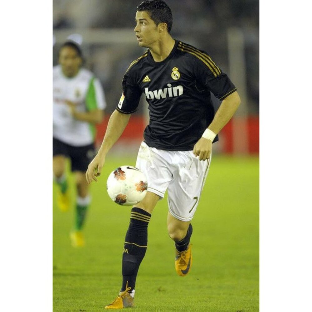 Cristiano Ronaldo Real Madrid 2011 2012 Away Soccer Jersey Shirt L SKU# V13642 - Picture 7 of 7